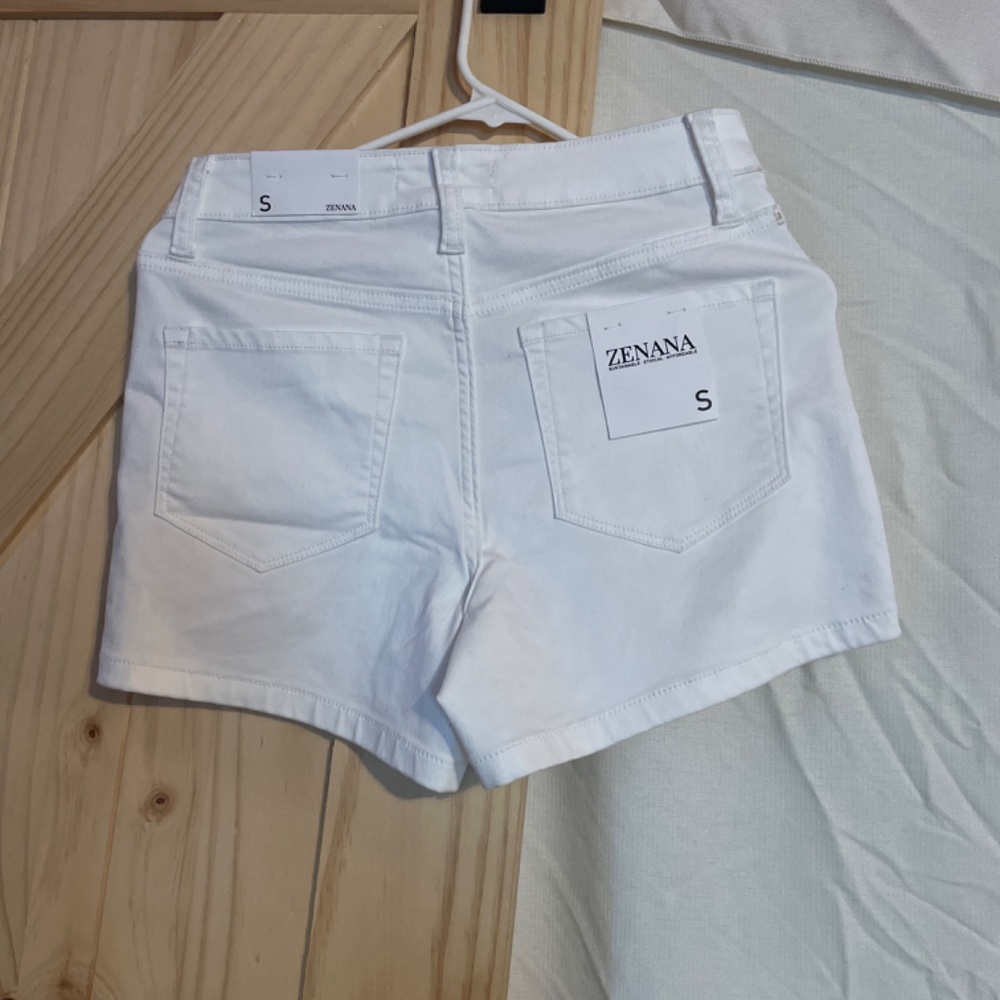 Shorts - Picture 2 of 2